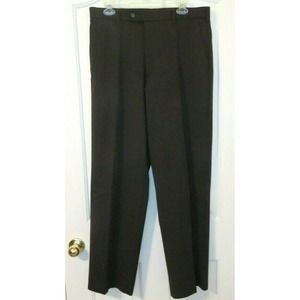 Dockers Collection Men's Size 33 x 32 Relaxed Fit Flat Front Dress Pants - Brown